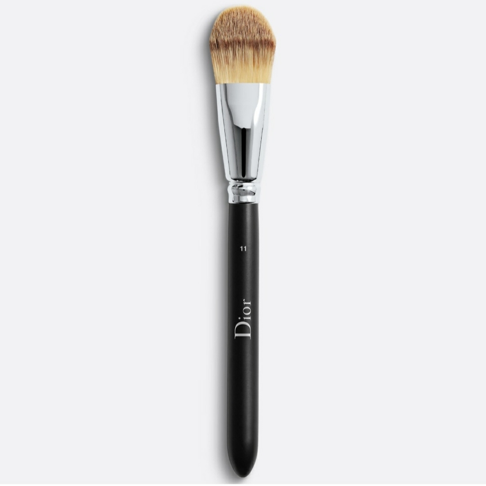 Dior Backstage Light Coverage Fluid Foundation Brush #11